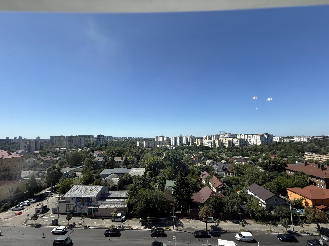 Продам  2к. квартиру 53м2.  просп. В. Лобановського 39Б. Севастопольська площа