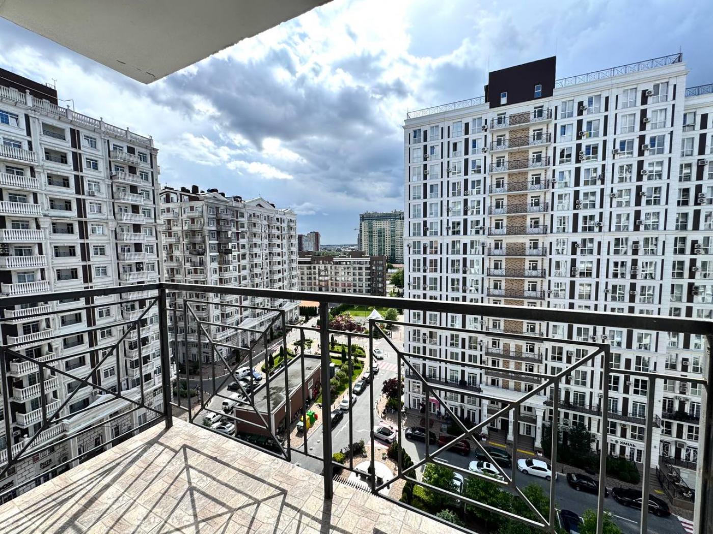 Перша здача | Дизайнерська євродвушка 46 м² з терасою в ЖК Нова Англія