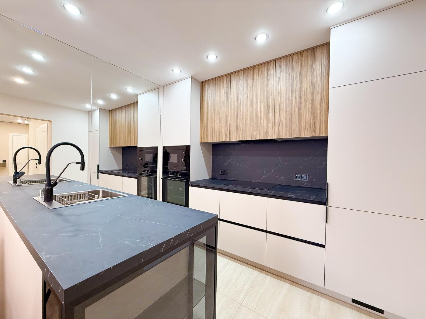 БЕЗ КОМІСІЇ | 60 м² | ЖК НОВА АНГЛІЯ | буд. ВІНДЗОР | вул. Михайла Максимовича |11 ПОВЕРХ | ПЕРЕПОСТУПКА