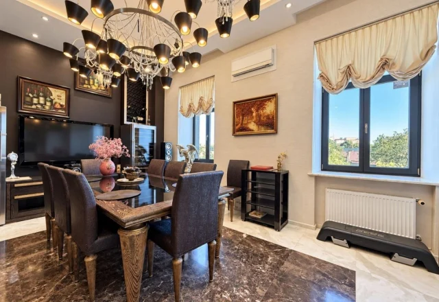ОРЕНДА Без% | Дизайнерська 2к квартира 120 м² | Пасаж | Хрещатик, 15 |