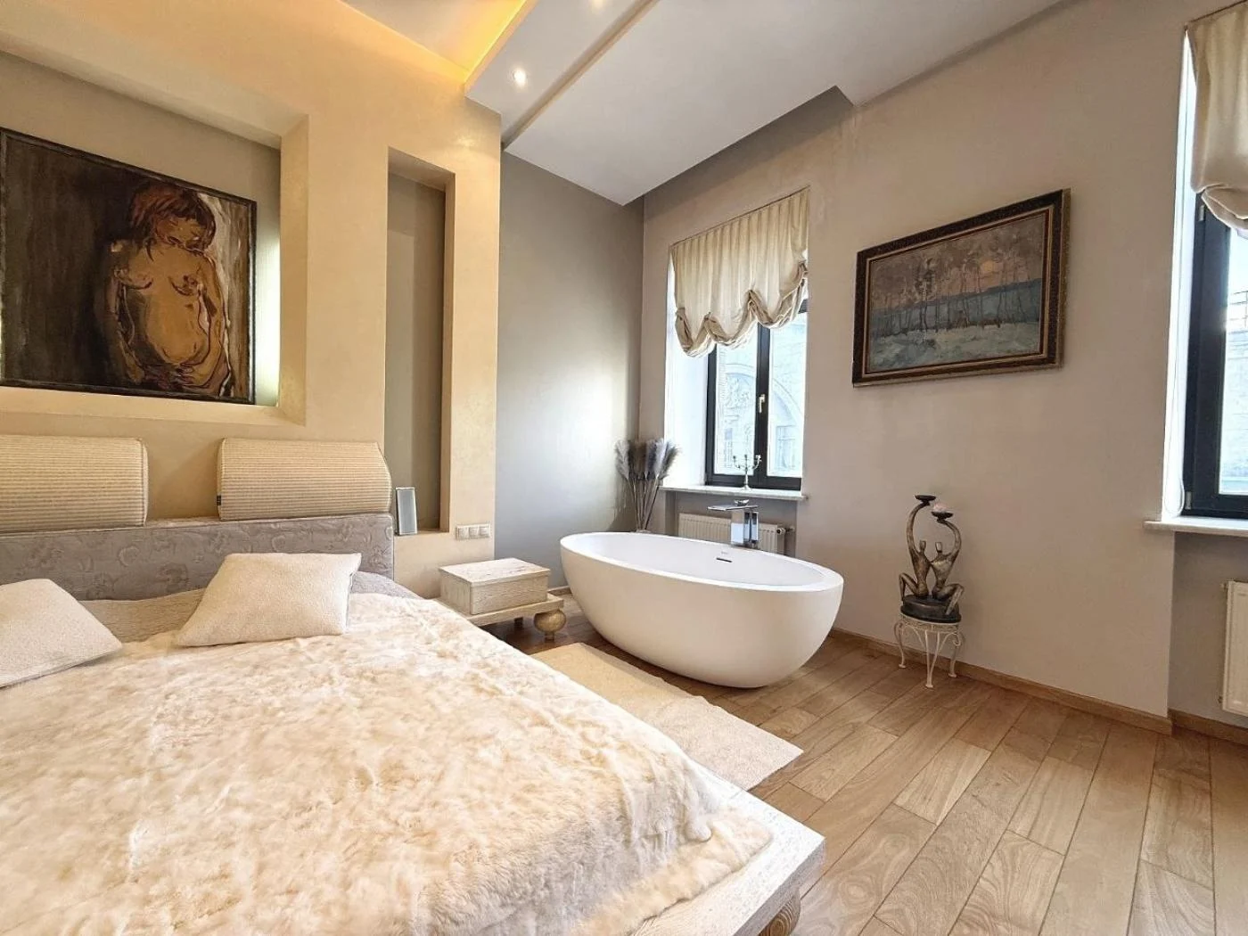 ОРЕНДА Без% | Дизайнерська 2к квартира 120 м² | Пасаж | Хрещатик, 15 |
