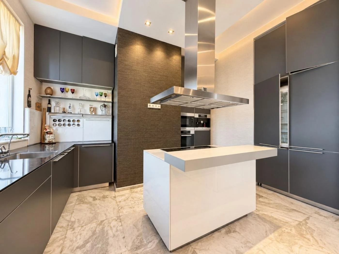 ОРЕНДА Без% | Дизайнерська 2к квартира 120 м² | Пасаж | Хрещатик, 15 |